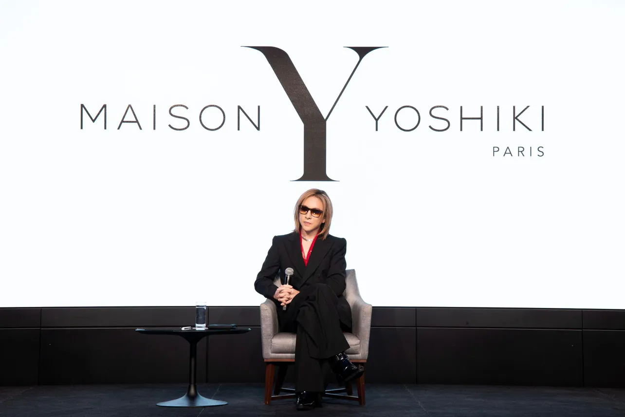  YOSHIKIが「MAISON YOSHIKI PARIS」に関して記者会見を行った