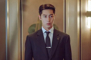 イ・ジェウク“テオ”『俺の存在理由はお前だけ』イ・ジュニョン“イナ”への思い告白に視聴者熱狂「射抜かれた」＜予期せぬ相続者＞