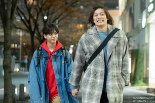 東啓介“円”が中島颯太“大地”に「結婚しよう」とプロポーズをし、感動を呼ぶ＜おっさんのパンツがなんだっていいじゃないか！＞