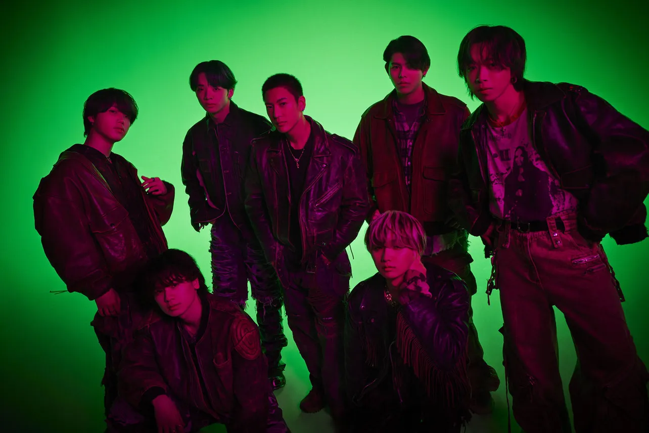 BE:FIRST(後列左からSHUNTO、RYUHEI、RYOKI、LEO、SOTA、前列左からMANATO、JUNON)