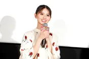 舞台あいさつに登壇した齋藤飛鳥