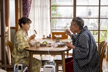 奈緒“瞳”、結婚式当日を迎え、愛する父・木梨憲武“雅彦”に最後のプレゼント<春になったら最終回>