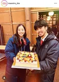 芦田愛菜“響”＆宮沢氷魚“大輝”、並んで歩くほのぼのショットに「最後まで微笑ましい」「平和～」の声＜さよならマエストロ＞