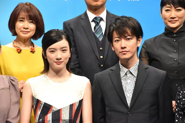 連続テレビ小説「半分、青い。」のヒロイン役・永野芽郁と、相手役の佐藤健