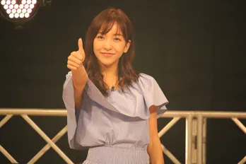 7年ぶりの写真集が「めっちゃセクシー」と話題! 板野友美の2時間超特番決定