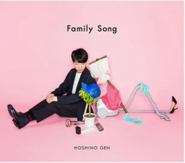 【写真を見る】星野源にとって初のオリコン週間シングル1位獲得曲となった10thシングル「Family Song」