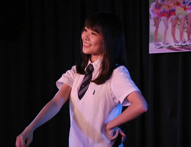 制服姿のもえちゃんに、会場からは「可愛い！」といった声が飛んだ