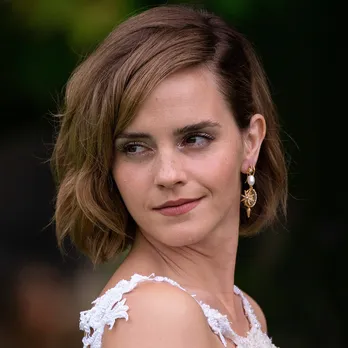 エマ・ワトソン34歳の誕生日「ハリポタ」ハーマイオニー「美女と野獣」ベル…世界を魅了した“才色兼備”スターの軌跡