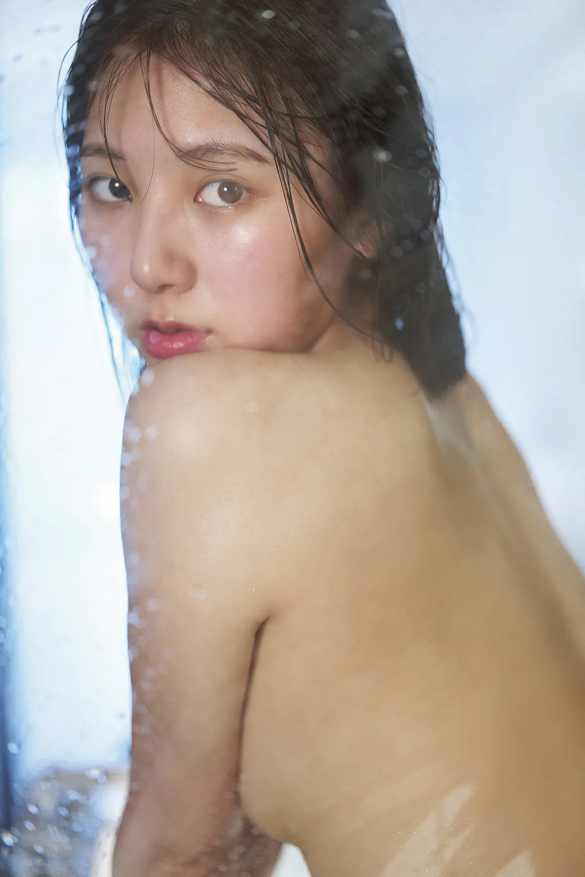 【写真】高校生には刺激が強過ぎる…SKE48菅原茉椰の“何も着けていない”お気に入りカット