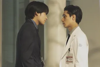 赤楚衛二“海斗”VS錦戸亮“大友”宣戦布告シーンにSNS大盛り上がり「息止めて見ちゃった」＜Re:リベンジ＞