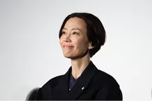 ギャップがすごい…木村佳乃“緑川”、お茶目なオフショットに「キュンときた」「この笑顔で頑張れる」<アンチヒーロー>