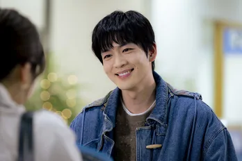 ＜9ボーダー＞松下洸平、劇中で披露した“美声”が話題に　ギターの弾き語りは「合間でコツコツと練習をしていました」