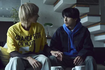 駒木根葵汰“羽山”、新原泰佑“白崎”をうちに誘って優しく押し倒すようすにドキドキ<25時、赤坂で>