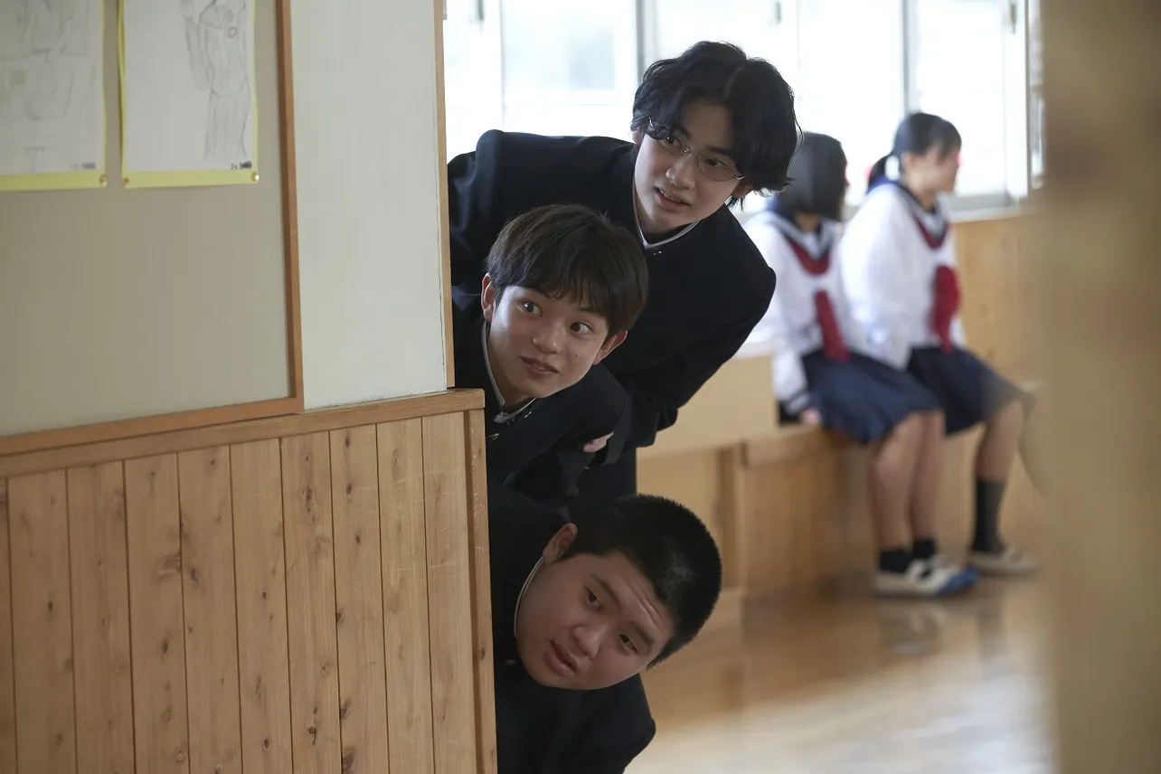 【写真】市村正親＆篠原涼子の長男・市村優汰も生徒役で出演中