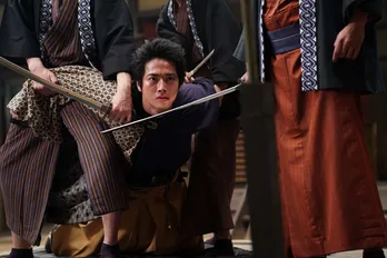 羽谷勝太“南無之介”が杢代和人“新之丞”の救出へ向かう中、前田拳太郎“大作”は同行を拒否する<君とゆきて咲く>