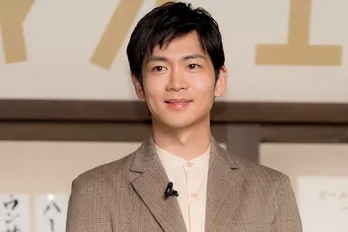 “やる事なすこと全て愛おしい”…松下洸平、休憩中にまぶしいポーズを披露「好きすぎて頭抱えた」「かわいい」<9ボーダー>