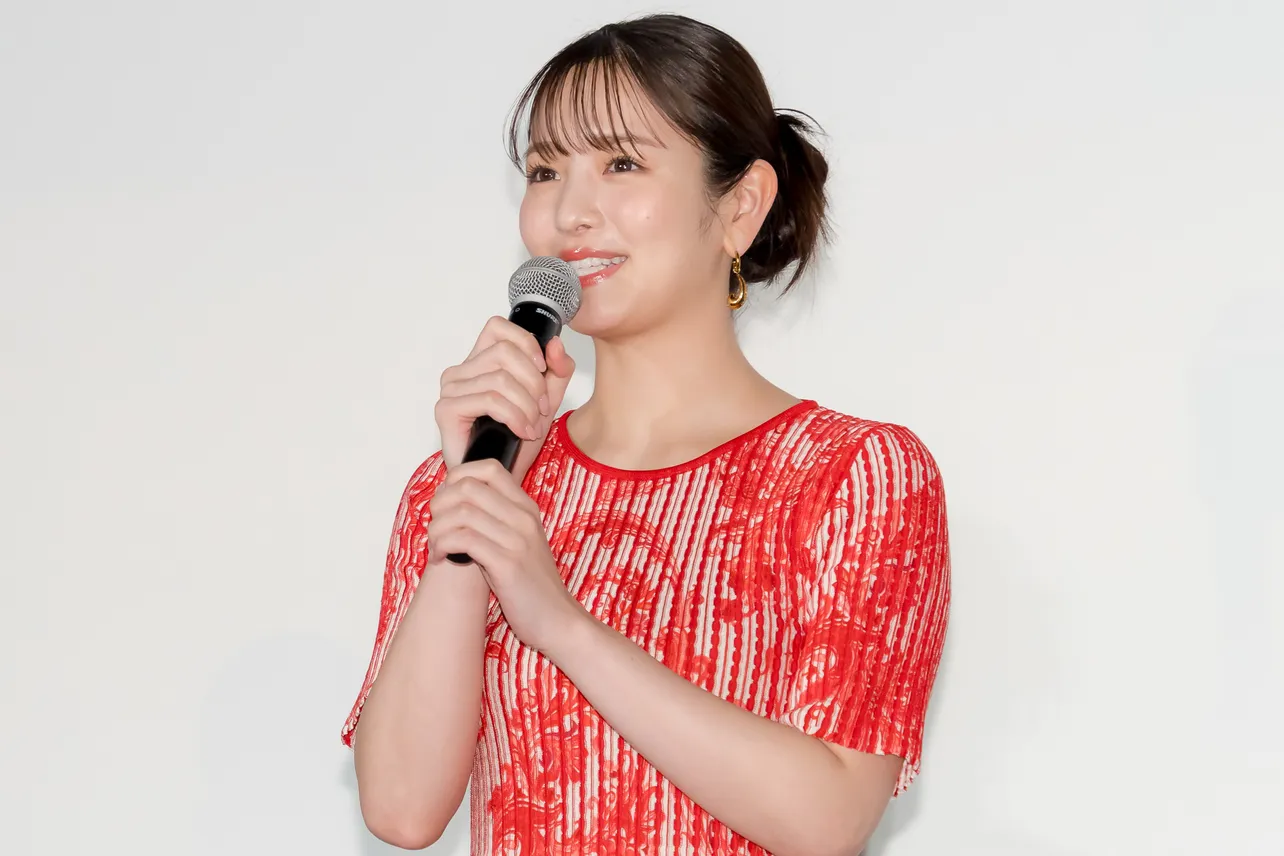 横田真悠