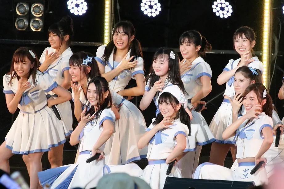 8月24日の「美浜海遊祭2017 SKE48 SPECIAL LIVE SHOW」で披露された「意外にマンゴー」