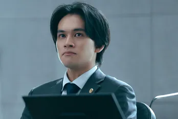 北村匠海“赤峰”、弁護士として成長し執念によって勝ち取った再審での“無罪”＜アンチヒーロー＞