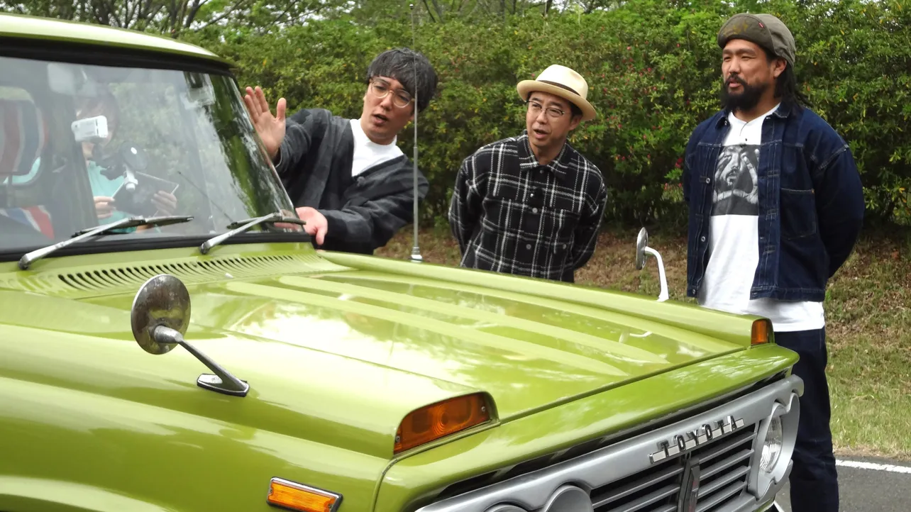 【写真】チラ見えする堀江翔太の愛車におぎやはぎも思わず驚きの表情
