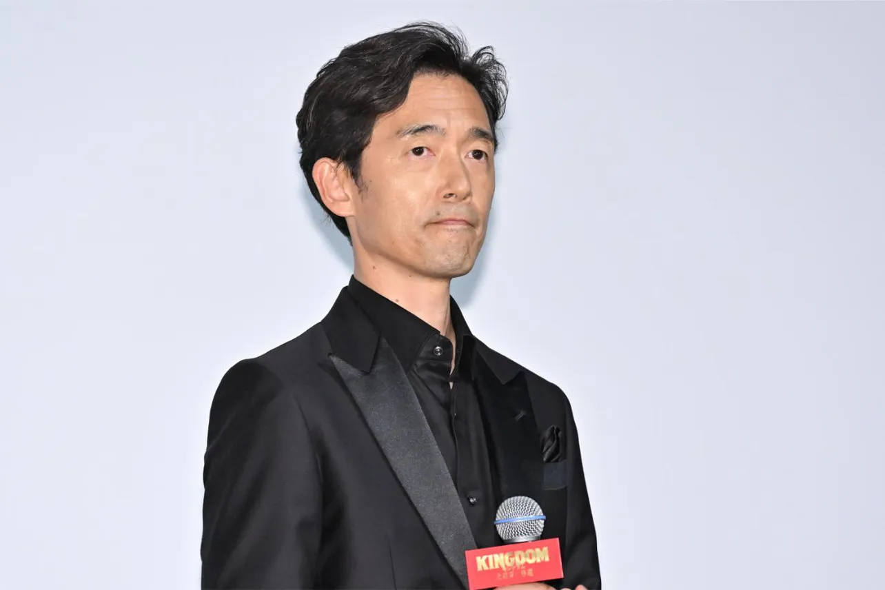 佐藤信介監督