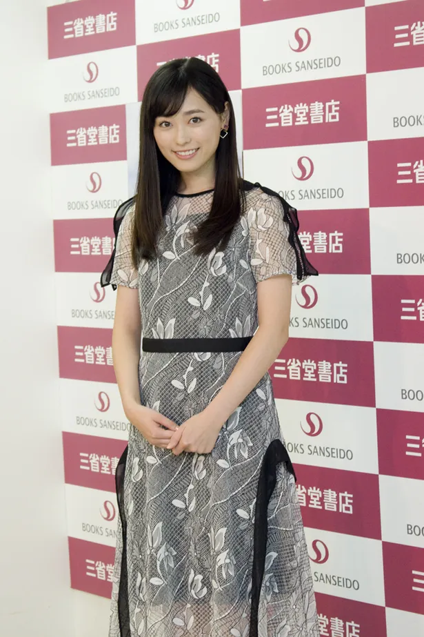 画像 福原遥 水着の撮影では おなかを引き締めてました 笑 3 10 Webザテレビジョン