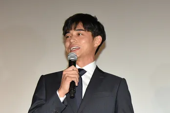 東出昌大、岡田准一からの“むちゃぶり”に「今の絶対に書かれる!」