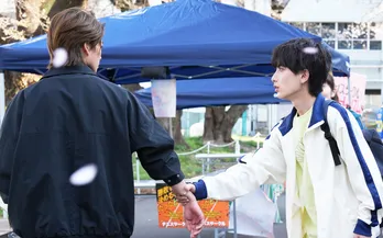 小西詠斗“大進”は、泣いている自分を慰めてくれた岩瀬洋志“宝”と再会を果たす<タカラのびいどろ>