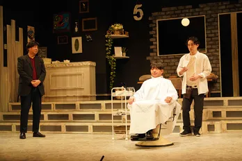 浜中文一主演、匿名劇壇・福谷圭祐脚本のブラックコメディー舞台「笑わせんな」がテレビ初放送