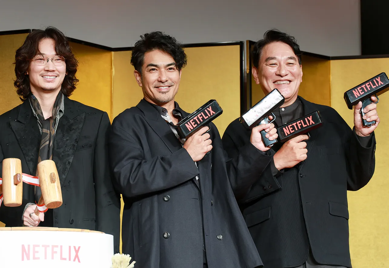 Netflixシリーズ「地面師たち」完成報告会より