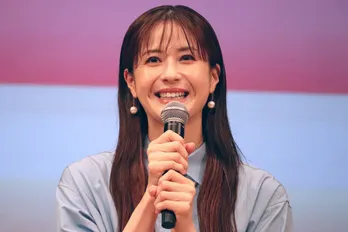 松本若菜、芸歴18年目にしてGP帯連ドラ初主演　撮影現場は「明るくて“かわいい！”が大渋滞」＜西園寺さんは家事をしない＞