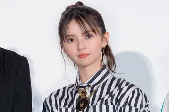 齋藤飛鳥、家族を守るために父を追うジレンマ…正義感の強い刑事役を自然な“セリフ回し”で体現<マイホームヒーロー>