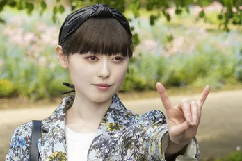 福原遥“密子”「これが裏切りの合図です」謎多きトータルコーディネーターの物語が開幕<マル秘の密子さん>