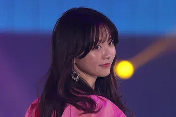 清楚系から180度変わった姿…森香澄、女番長風のスケバンショットに「似合う!」と絶賛の声