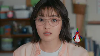 井上咲楽、新CMでラップ風早口を披露、弟役で出演の黒崎煌代も思わずにっこり