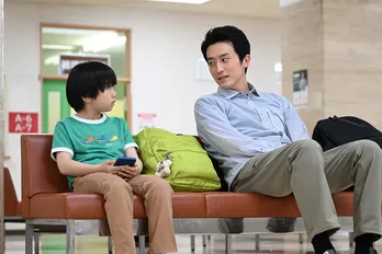 杉野遥亮“歩”、大森南朋“江森”を信じ、落石事故での疑惑を調べる<マウンテンドクター>