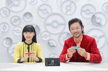 芦田愛菜、浅野忠信に“ピカチュウメーク”を施す