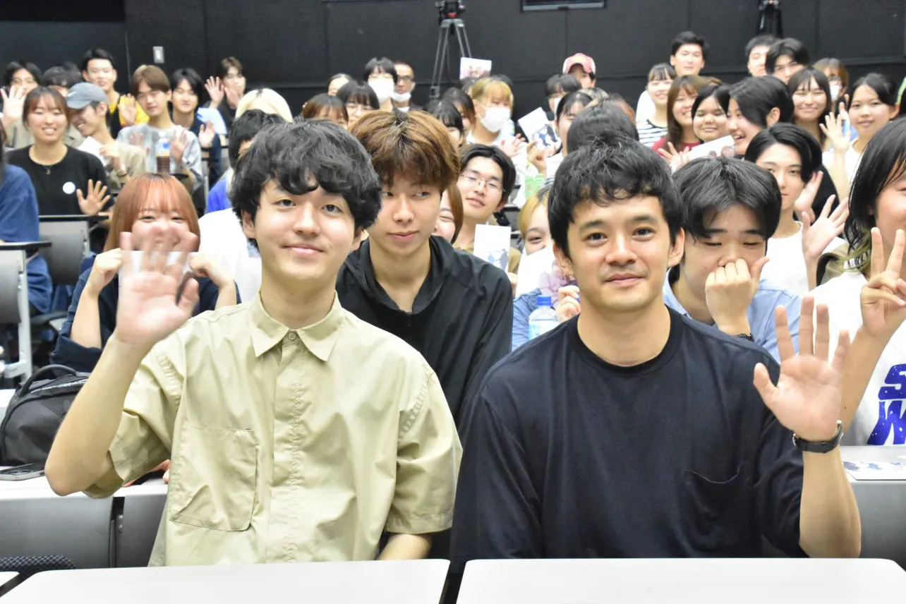 映画監督の奥山大史と池松壮亮が日本大学藝術学部で7月25日に行われたQ&A付き試写会に登壇
