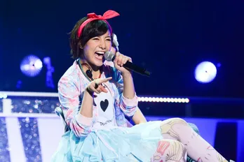 宮澤佐江、結婚宣言の須藤凜々花に「契約書に“恋愛は禁止”って書いてある!」