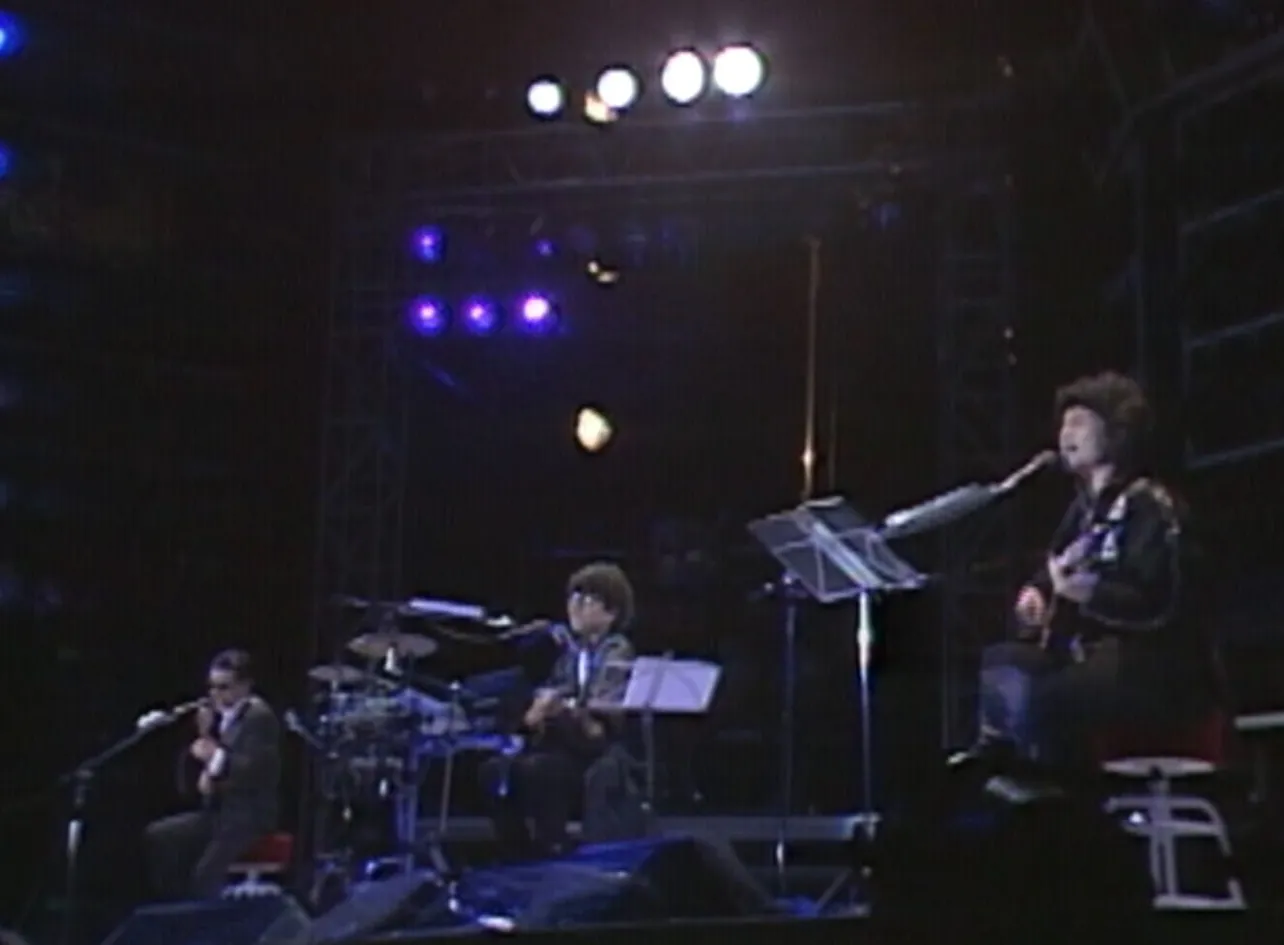 「THE ALFEE MEIGAKU LIVE 3 NOVEMBER 1987」より