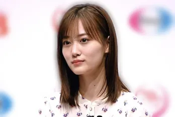 山下美月、みんなに祝福されて満面の笑み…誕生日オフショットに「うれしそうな笑顔可愛い」と反響<降り積もれ孤独な死よ>