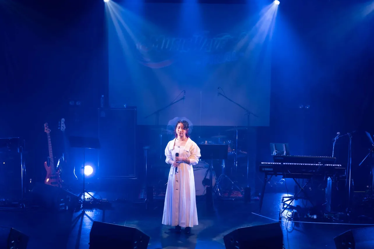 【写真】ライバー・唯愛_yuna、アンコールでは衣装をチェンジして登場