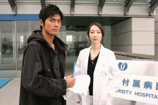 「医龍」の人気キャラ 稲森いずみ“加藤先生”が教授を目指す理由が明らかに　坂口憲二“朝田先生”とバチスタ手術に挑む