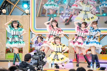 超ときめき宣伝部、初登場の「めざましライブ」で大盛り上がり　「最上級にかわいいの！」TikTok総再生10億回突破