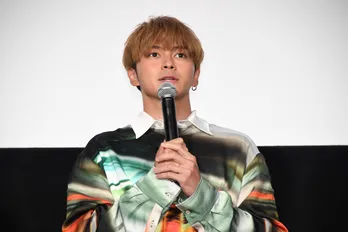 新田真剣裕、弟・眞栄田郷敦の出演映画にサプライズ出演「皆さんこんにちは。郷敦をよく知る者です(笑)」＜ブルーピリオド＞