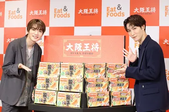 Snow Man・深澤辰哉&渡辺翔太、グループ内の天使論争で即興漫才「僕って天使なんですよ」「本当の天使は俺だから」