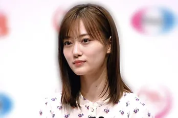 “ファミレスに女神が”…山下美月、撮影合間にファミレスで休憩するショットに「一生かわいい」と反響<降り積もれ孤独な死よ>