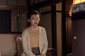 <明日の虎に翼>伊藤沙莉“寅子”、井上祐貴“朋一”から尾碕真花“のどか”が恋人と結婚を約束していると打ち明けられる