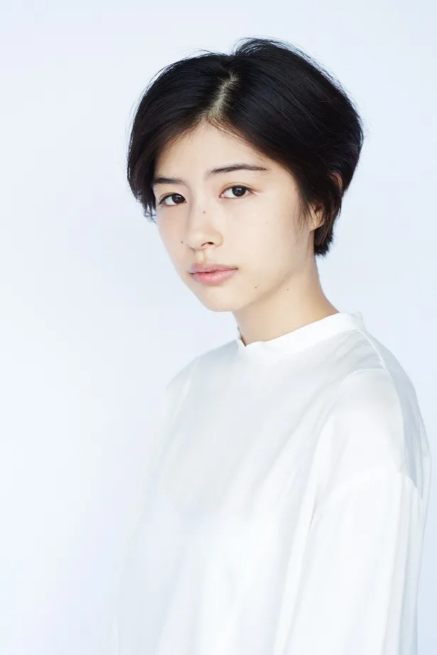 朝ドラ で美脚が話題 佐久間由衣がドラマ 明日の約束 に出演決定 Webザテレビジョン