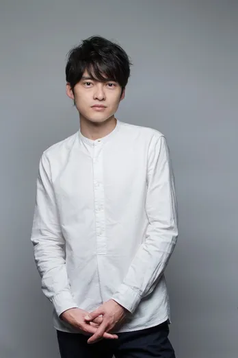 木ノ本嶺浩が怪獣に遭遇!?「すてきな怪獣たちが楽しく暴れています!」